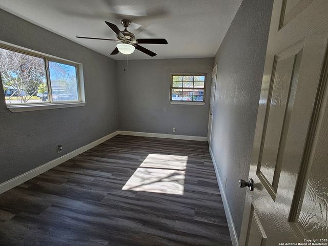 4718 CASTLE WALK, San Antonio, TX 78218