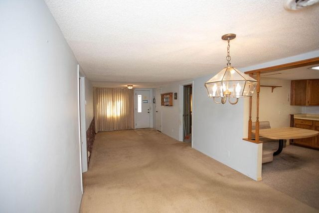 1873 Kohlman Avenue, Maplewood, MN 55109