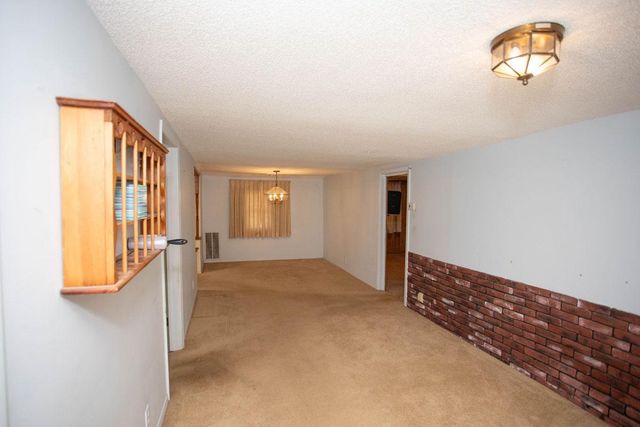 1873 Kohlman Avenue, Maplewood, MN 55109