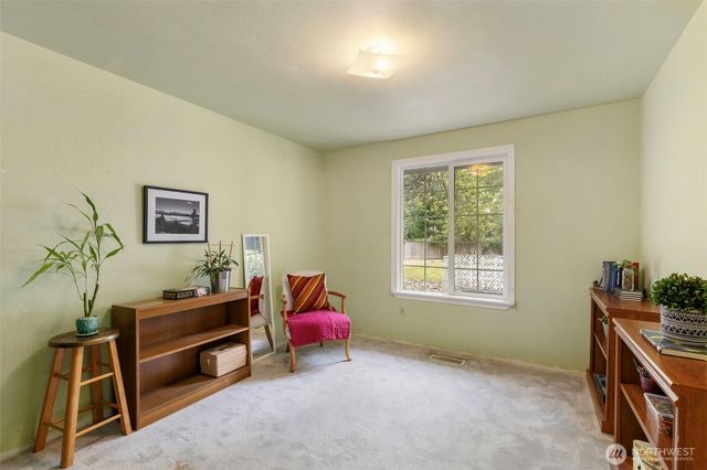 623 Foster Lane NE, Bremerton, WA 98311