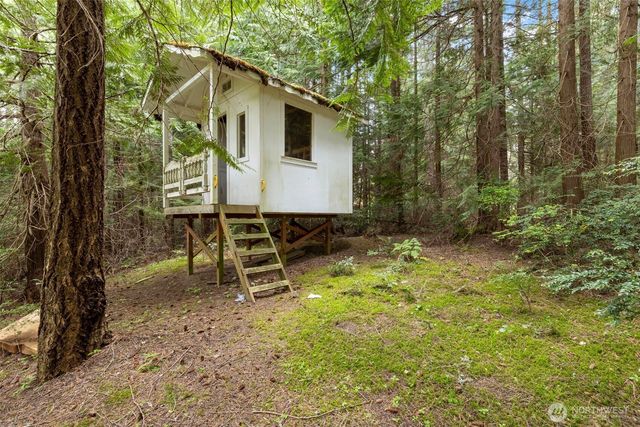 623 Foster Lane NE, Bremerton, WA 98311