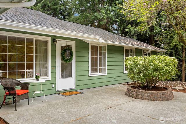 623 Foster Lane NE, Bremerton, WA 98311