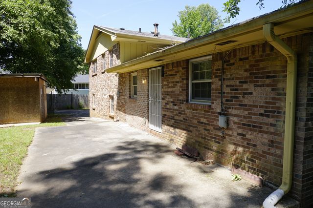 2800 Heritage Lane, Morrow, GA 30260