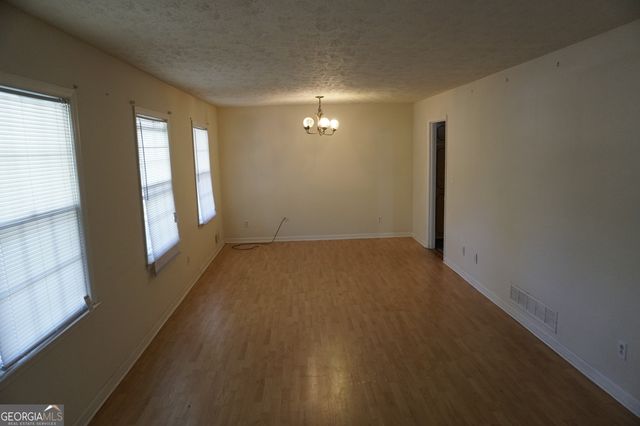 2800 Heritage Lane, Morrow, GA 30260