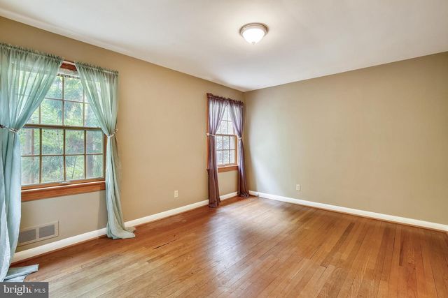 2325 HIGHLAND AVE, Falls Church, VA 22046