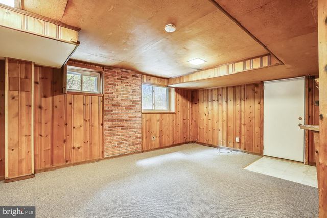 2325 HIGHLAND AVE, Falls Church, VA 22046