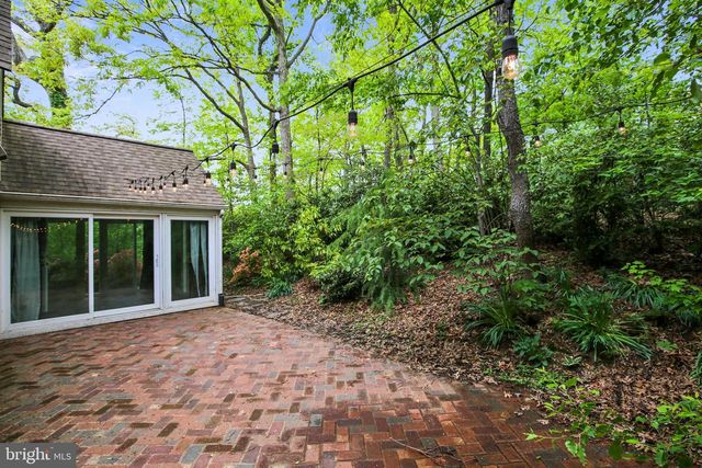 2325 HIGHLAND AVE, Falls Church, VA 22046