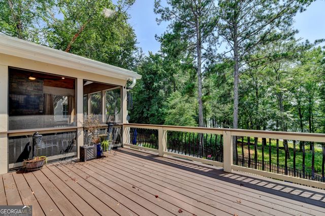 4450 Flagship Drive, Gainesville, GA 30506