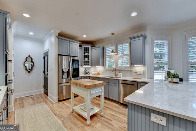 4450 Flagship Drive, Gainesville, GA 30506