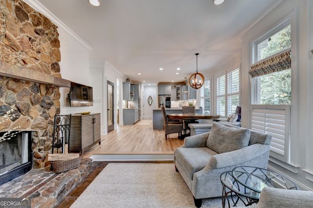 4450 Flagship Drive, Gainesville, GA 30506