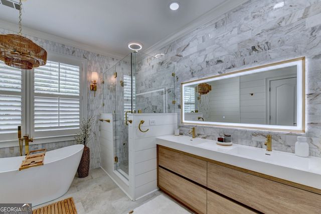 4450 Flagship Drive, Gainesville, GA 30506