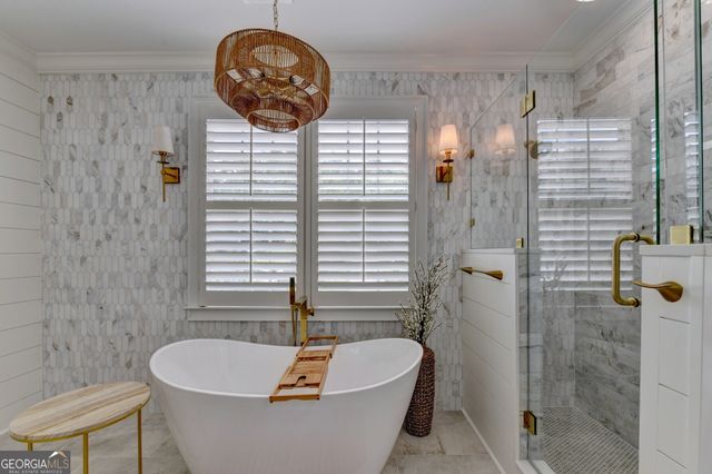 4450 Flagship Drive, Gainesville, GA 30506