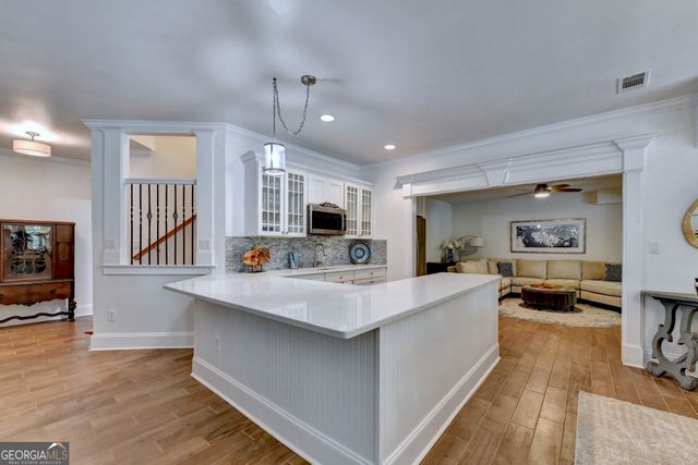 4450 Flagship Drive, Gainesville, GA 30506