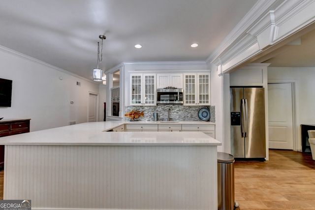 4450 Flagship Drive, Gainesville, GA 30506