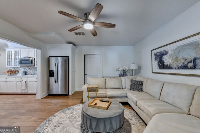 4450 Flagship Drive, Gainesville, GA 30506