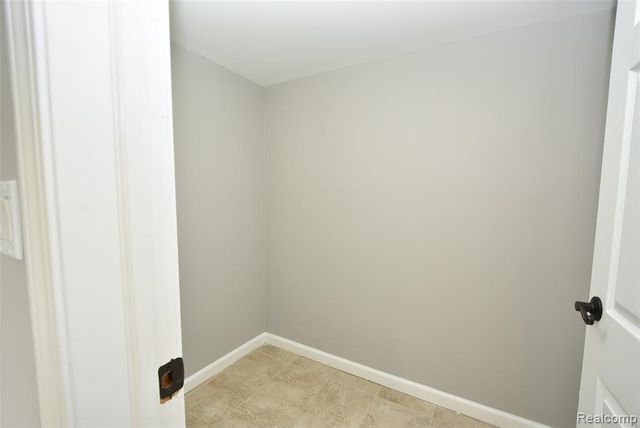 37480 Hayes Road, Clinton Township, MI 48038