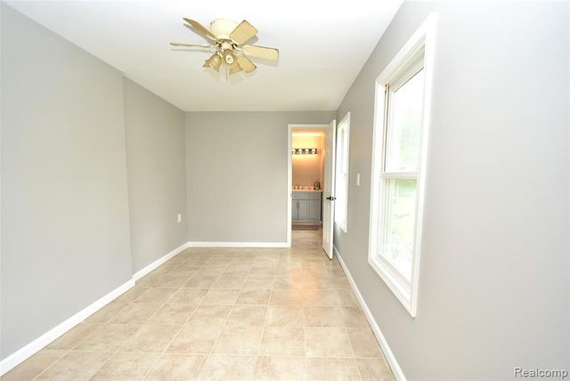 37480 Hayes Road, Clinton Township, MI 48038