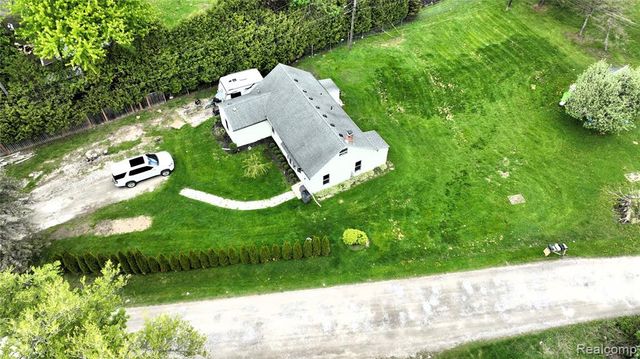 37480 Hayes Road, Clinton Township, MI 48038