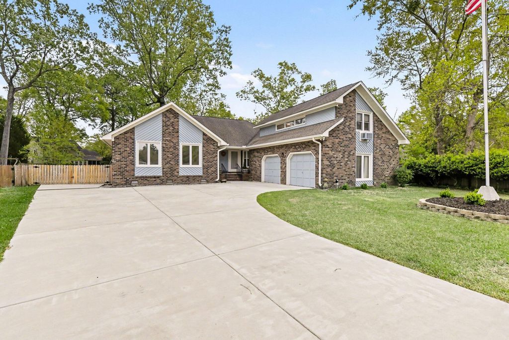 151 Palmetto Bluff Drive, North Charleston, SC 29418