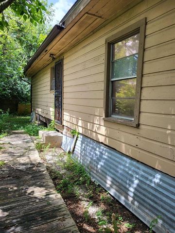 5620 Lucille St, Houston, TX 77026