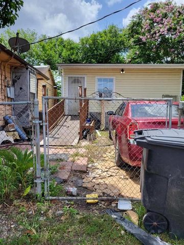 5620 Lucille St, Houston, TX 77026