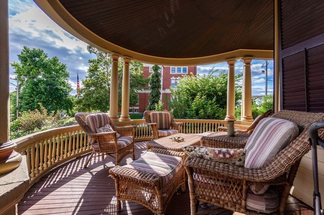 23 Prospect St, Marlborough, MA 01752