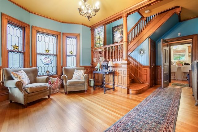 23 Prospect St, Marlborough, MA 01752