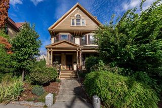 23 Prospect St, Marlborough, MA 01752