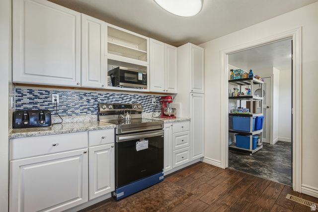 1240 ALAMEDA AVE, Idaho Falls, ID 83401