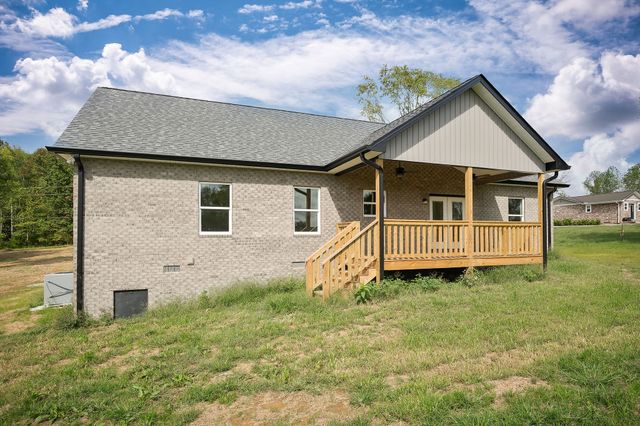 6544 Thomas Twin Oak Rd, Baxter, TN 38544