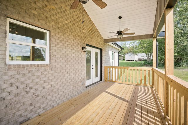 6544 Thomas Twin Oak Rd, Baxter, TN 38544