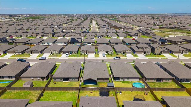 7321 Star Gazer Dr, Corpus Christi, TX 78414