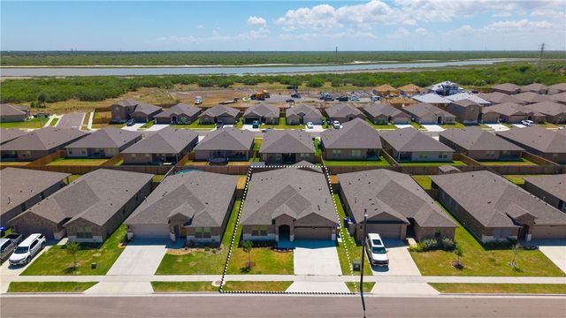 7321 Star Gazer Dr, Corpus Christi, TX 78414