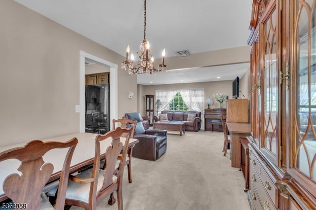 82 N Beverwyck Rd, Parsippany-troy Hills Twp., NJ 07054