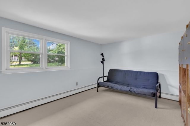 82 N Beverwyck Rd, Parsippany-troy Hills Twp., NJ 07054