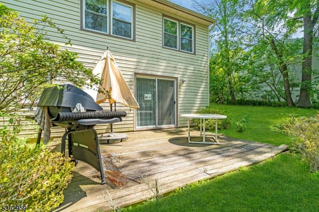 82 N Beverwyck Rd, Parsippany-troy Hills Twp., NJ 07054