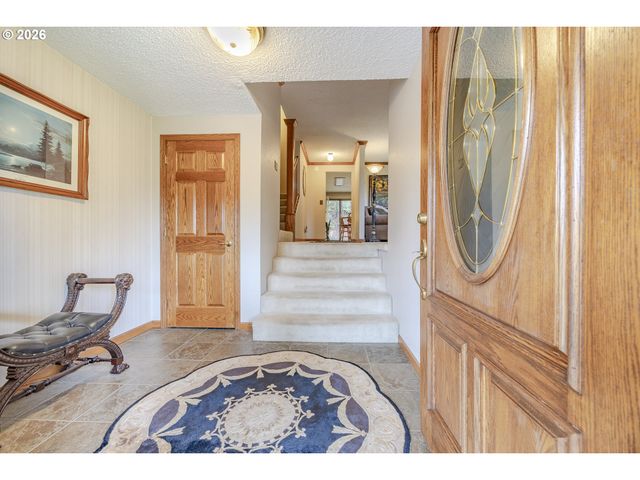 197 MANDERVILLE Ln, Roseburg, OR 97471