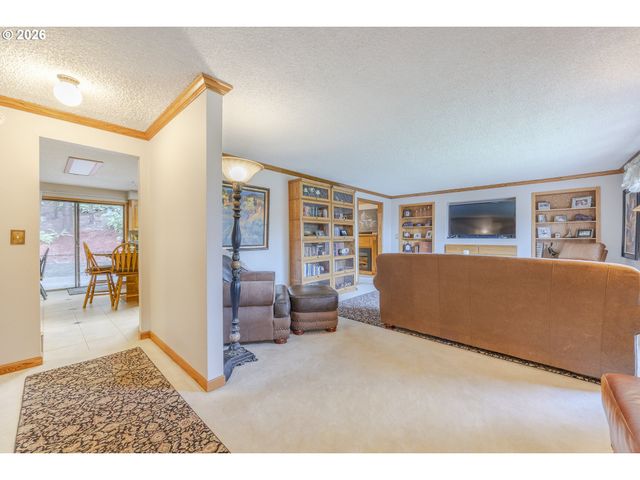 197 MANDERVILLE Ln, Roseburg, OR 97471