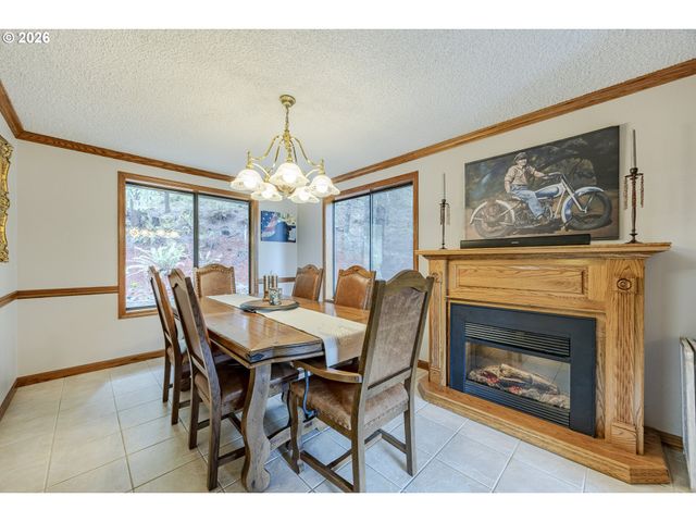 197 MANDERVILLE Ln, Roseburg, OR 97471