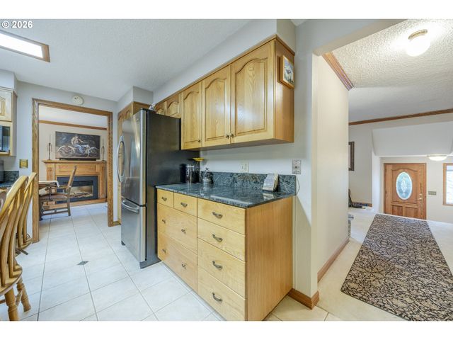 197 MANDERVILLE Ln, Roseburg, OR 97471