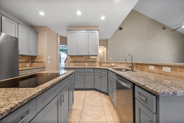 2213 Laura Elizabeth Trail, Mansfield, TX 76063