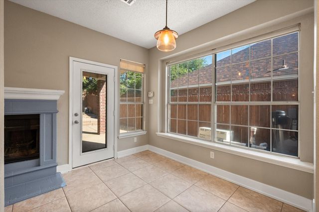 2213 Laura Elizabeth Trail, Mansfield, TX 76063