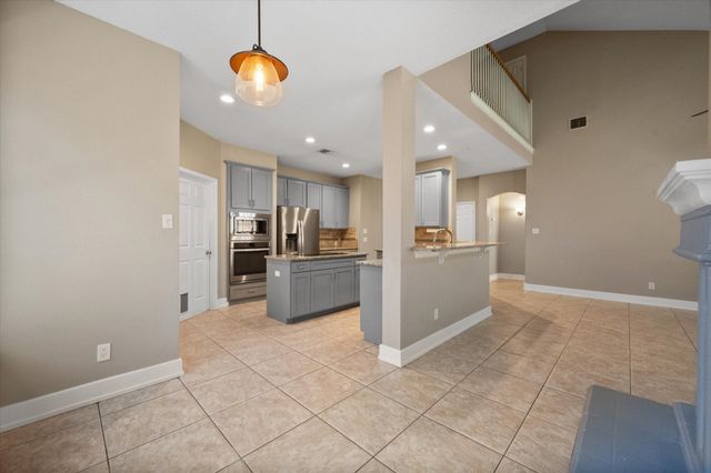 2213 Laura Elizabeth Trail, Mansfield, TX 76063