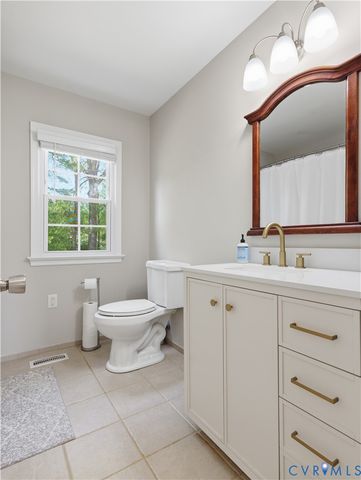 6410 Cherrygrove Ln, Mechanicsville, VA 23111