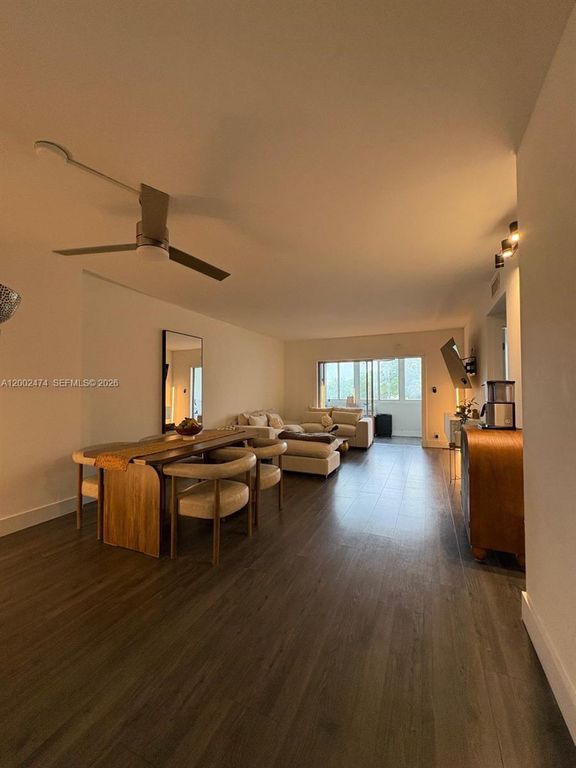 4200 Hillcrest Dr 208, Hollywood, FL 33021