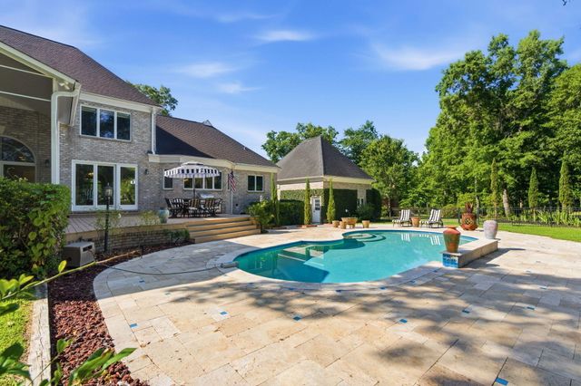 4221 Sawgrass Drive, North Charleston, SC 29420