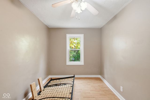 9 Dixie Drive, Anderson, IN 46016