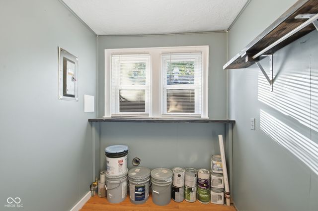 9 Dixie Drive, Anderson, IN 46016