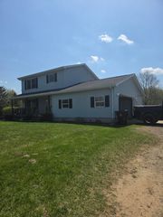 1627 W Barnes Road, Leslie, MI 49251