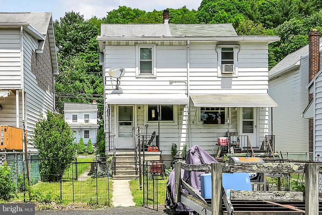 723 PORT CARBON - ST CLAIR HW, Pottsville, PA 17901